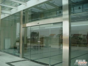 钢化玻璃隔断8mm12mm高强度钢化玻璃墙面安装